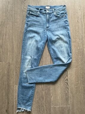 MOTHER The Stunner Zip Ankle Step Fray Jeans Size 28